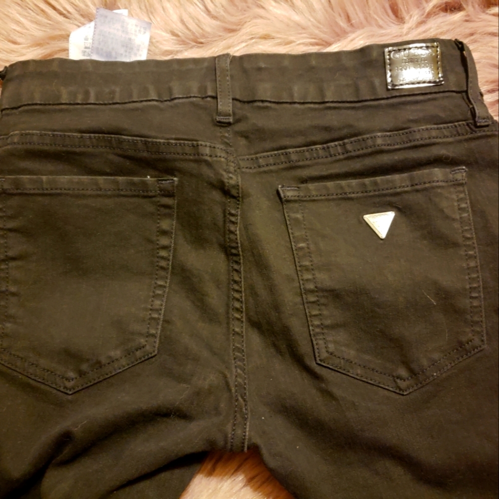 Black Guess Jean's